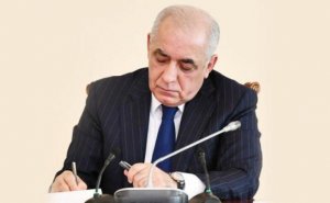 Əli Əsədov QƏRAR İMZALADI
