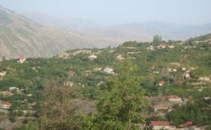 Ermənistanla Qarabağı birləşdirən yolu nəzarətə götürməliyik - Açıqlama