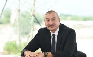 Prezident Praqada Azərbaycan televiziya kanallarına müsahibə verdi