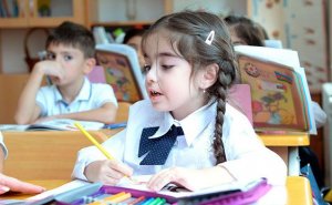 110 mindən çox uşaq I sinfə yerləşdirildi