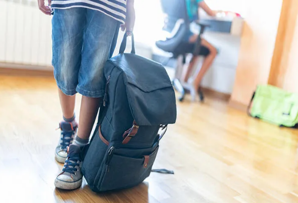 Uşaqların çiyinlərindəki yük:  Çantalardan necə istifadə edilməlidir?